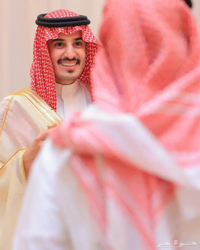 مصور زواجات وشركات  . 4