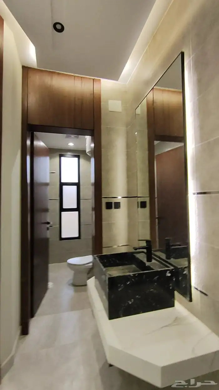 للبيع شقق علويه موقع مميز واسعار مناسبة 17