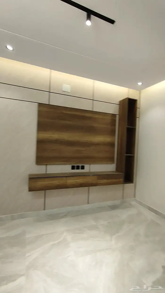 للبيع شقق علويه موقع مميز واسعار مناسبة 23