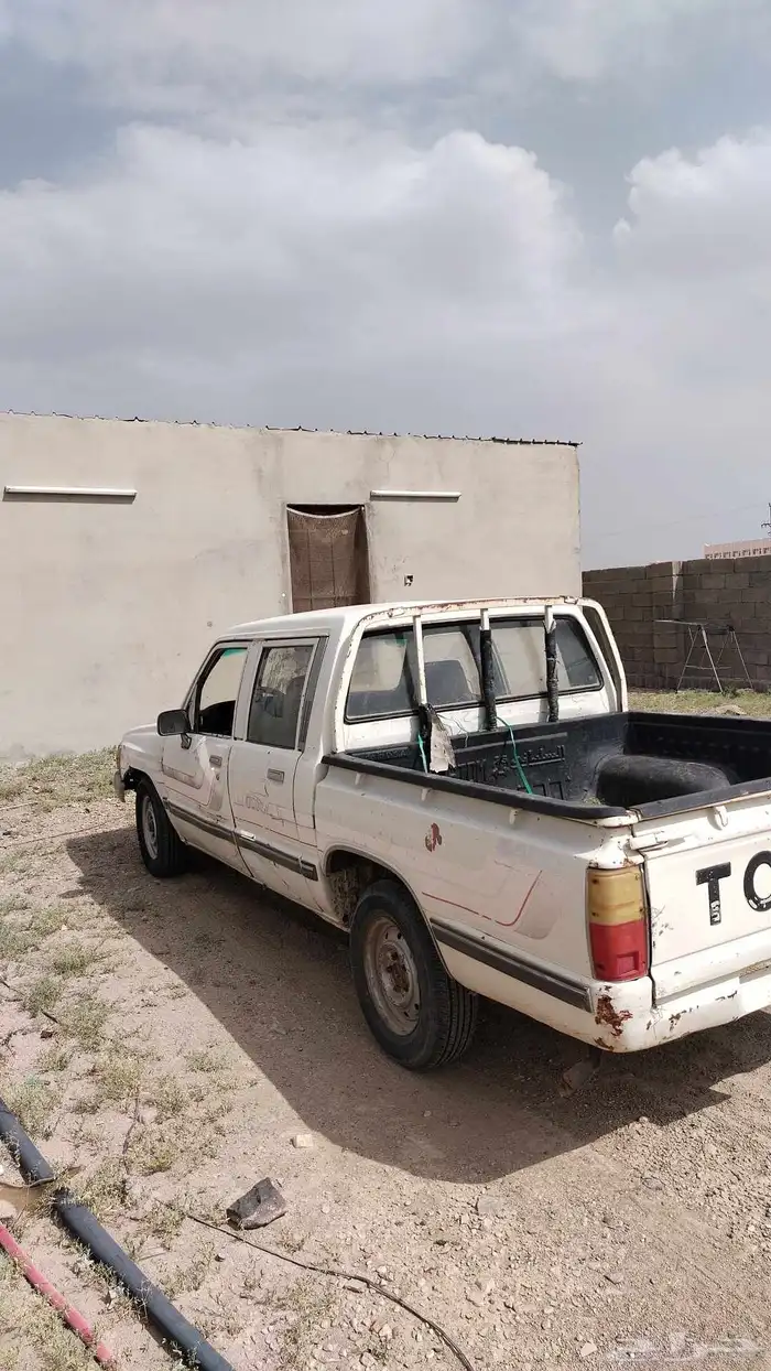 هايلوكس موديل 1987 مسقطه للبيع 0