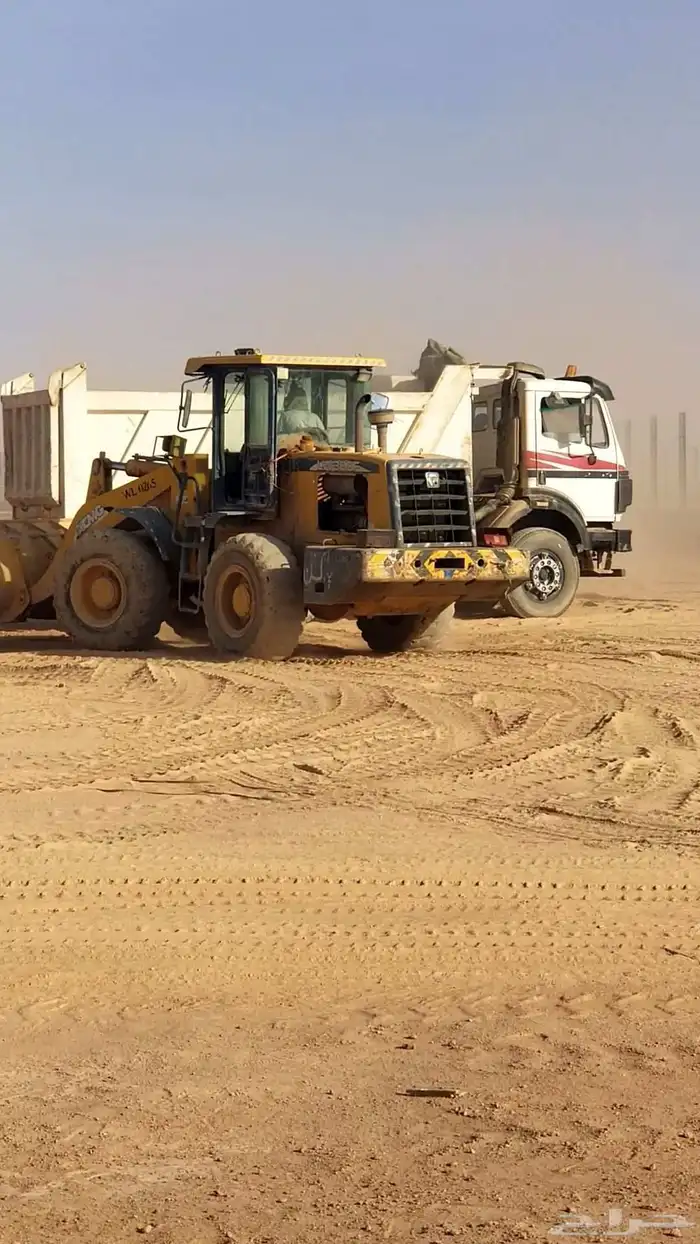 سائق شيول وسائق قلاب يبحثان.عن عمل 0