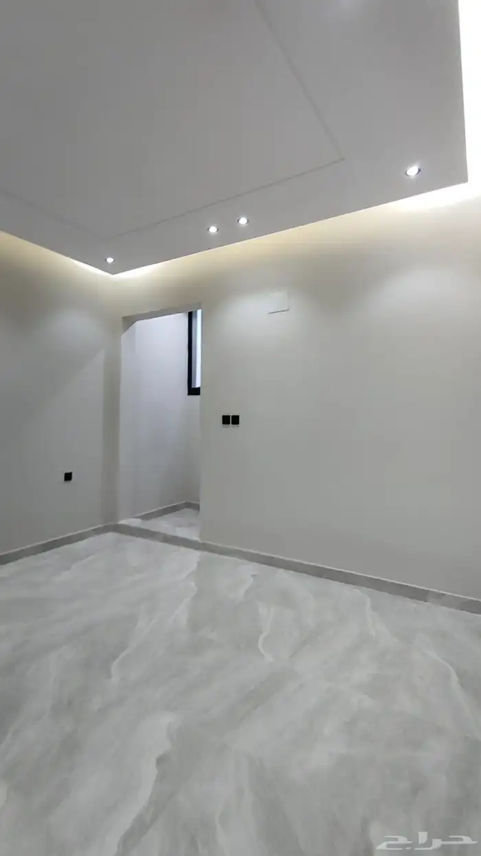 للبيع شقق علويه موقع مميز واسعار مناسبة 19