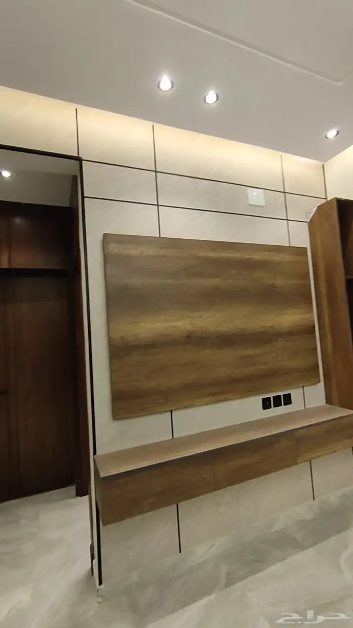 للبيع شقق علويه موقع مميز واسعار مناسبة 9