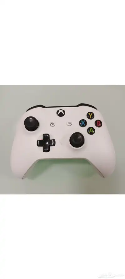 X box 1s 1TB storage with HHD with 2 orignal controler index