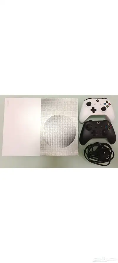 X box 1s 1TB storage with HHD with 2 orignal controler index