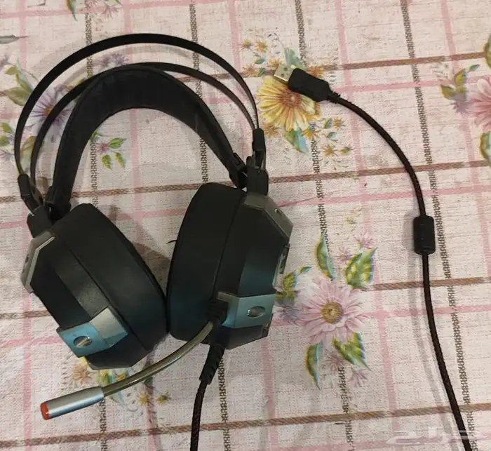 للبيع سوني 4 على شرط 0