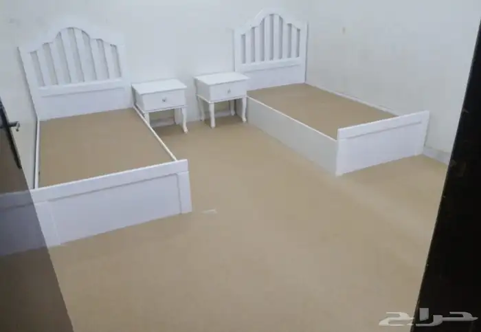 للبيع 2 سرير نفر نظيفات جدا 0