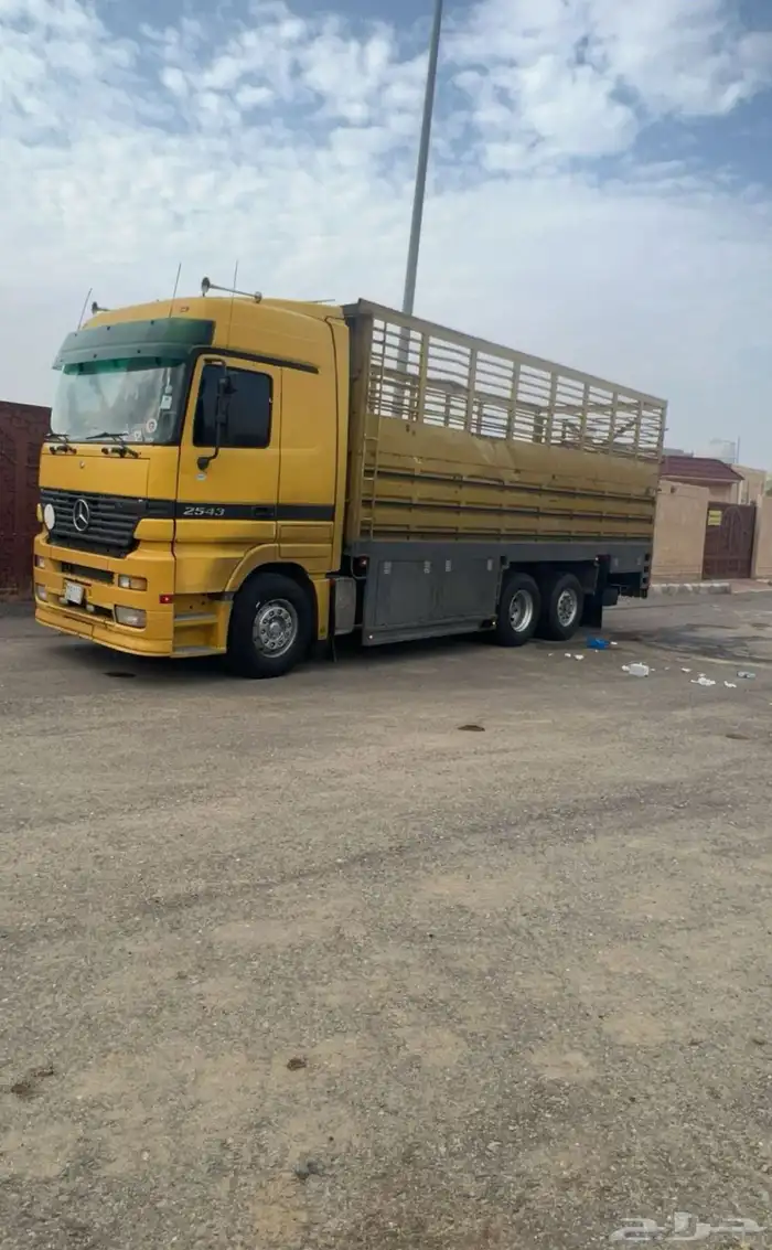 لوري سبعه متر ونص مسقس شبك عالي 0