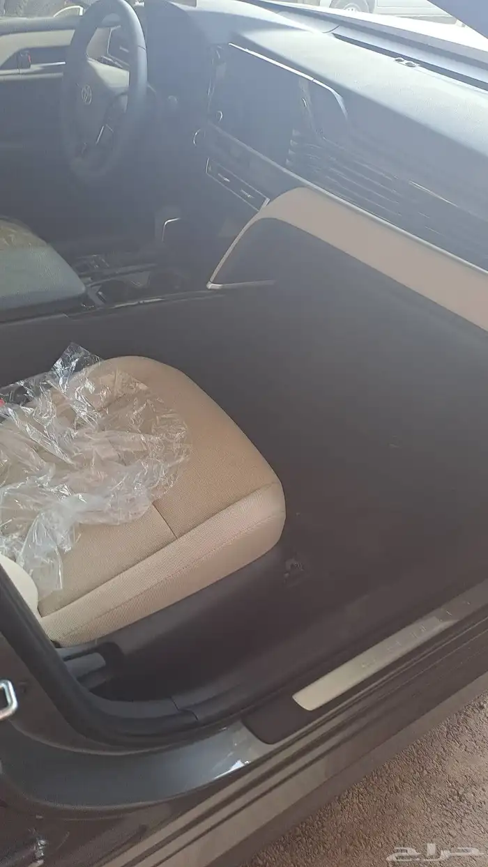 تويوتا كاميري LE نص فل هيبر موديل 2025 13