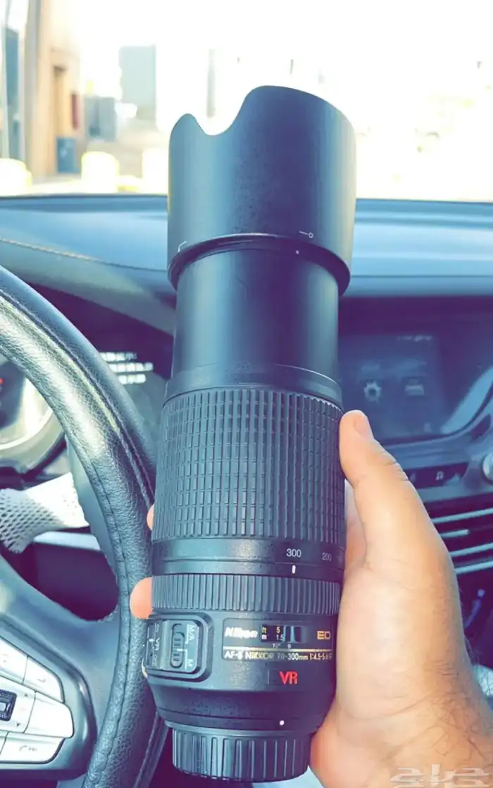 كاميرا مع كامل اغراضها نيكون D7100 0