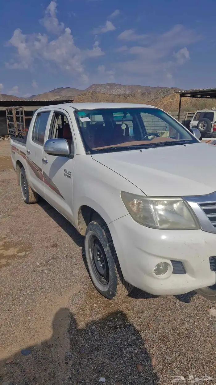 هايلكس 2012 ممشى 245الف 2