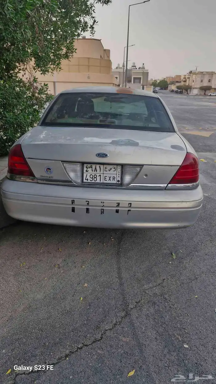 فورد كراون فكتوريا سعودي موديل 2009 3