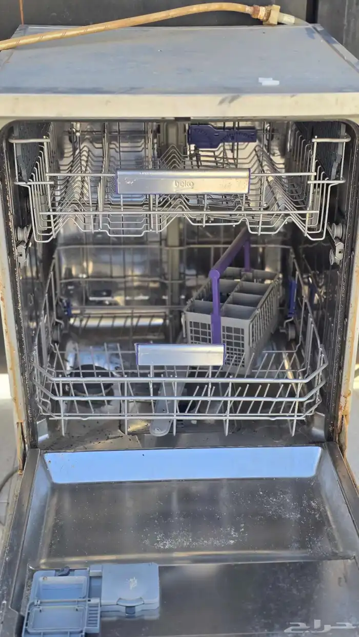 ثلاجة 21 قدم و غسالة صحون و فرن 5 عيون 0