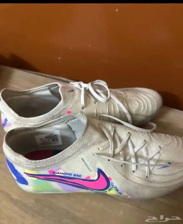 بوت كرة قدم 0