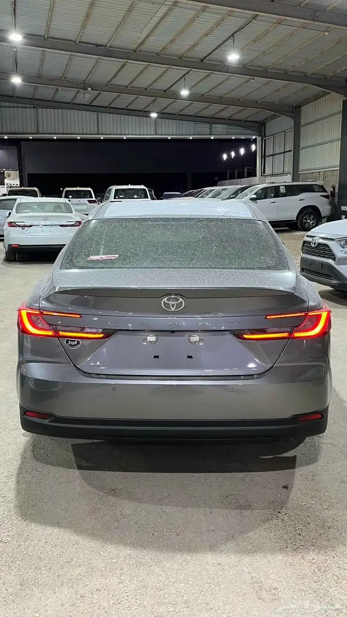 تويوتا كامري نص فل LE أقل الاسعار 2025 0