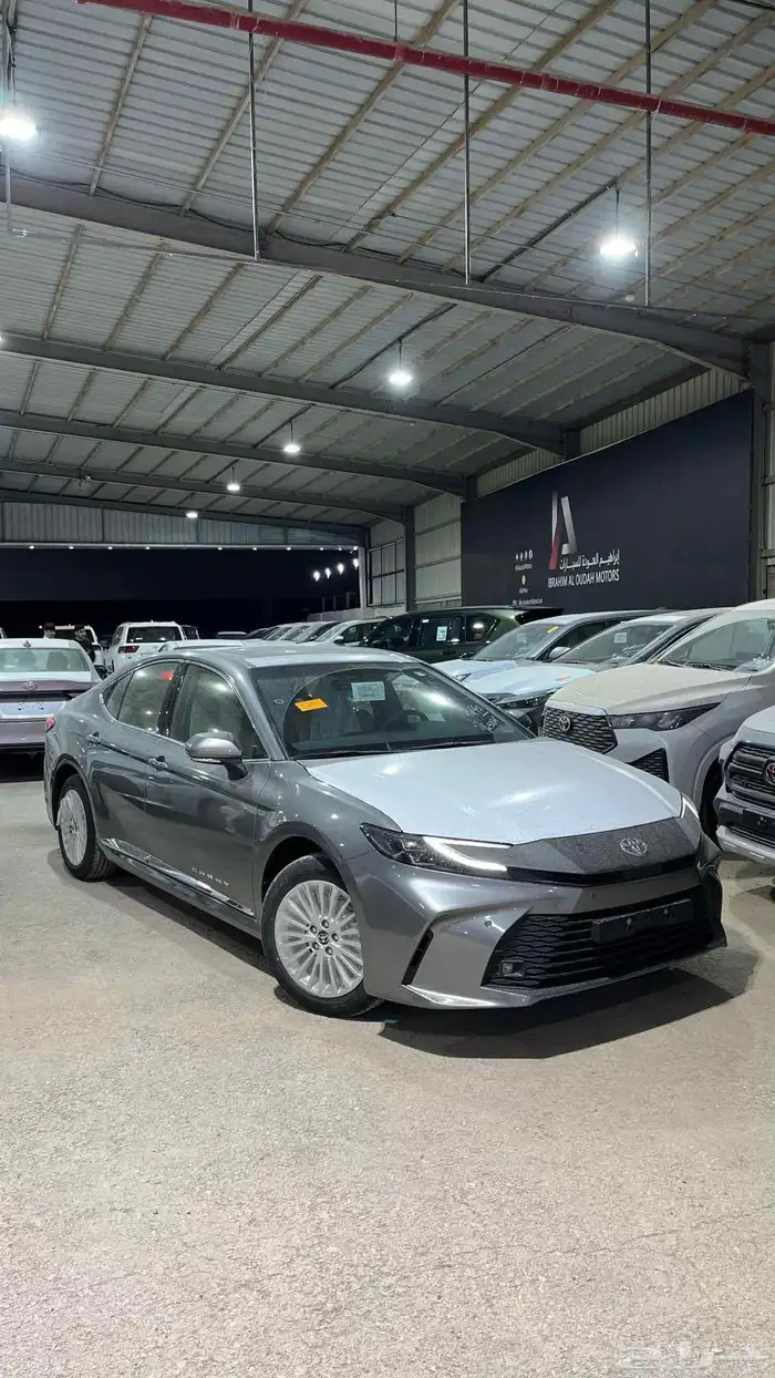 تويوتا كامري نص فل LE أقل الاسعار 2025 1