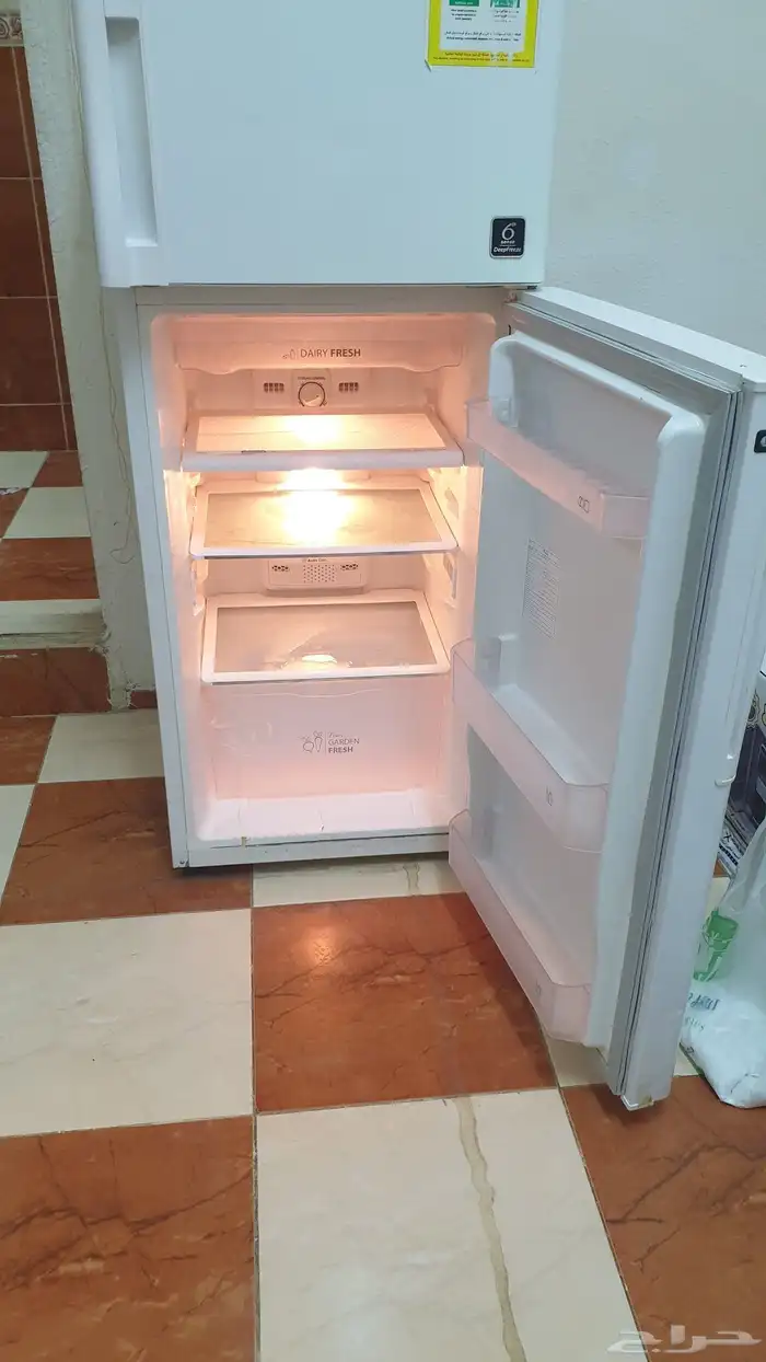 ثلاجة ويرلبول 7.34 قدم تبريد ممتاز .. السعر 400 ريال 2