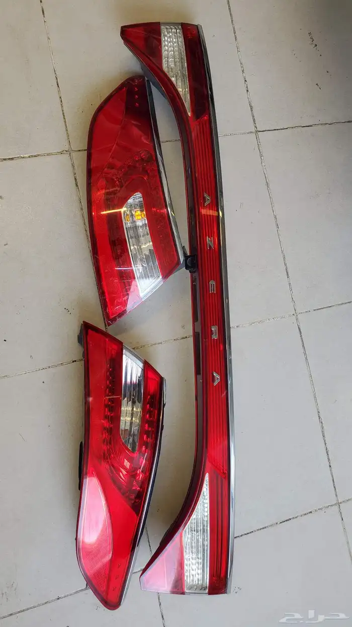 اسطبات خلفيه ازيرا 2012يلا2016اصلي وكاله على شرط وضمان 1