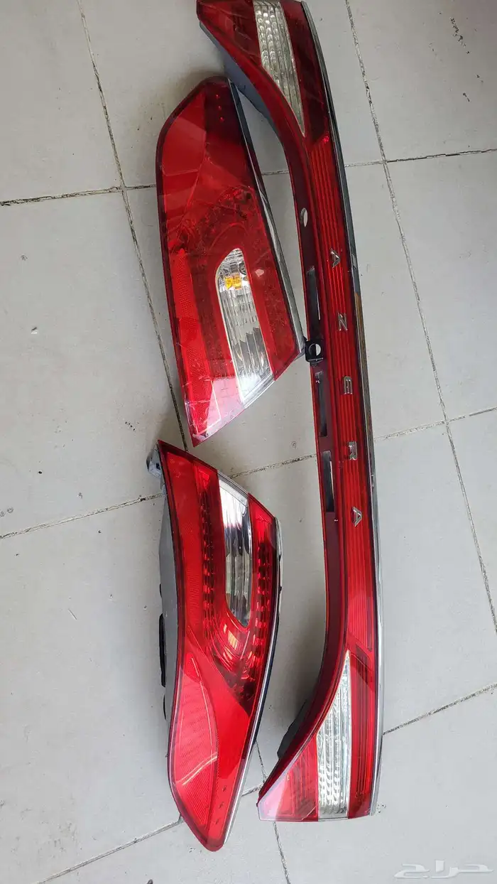 اسطبات خلفيه ازيرا 2012يلا2016اصلي وكاله على شرط وضمان 0