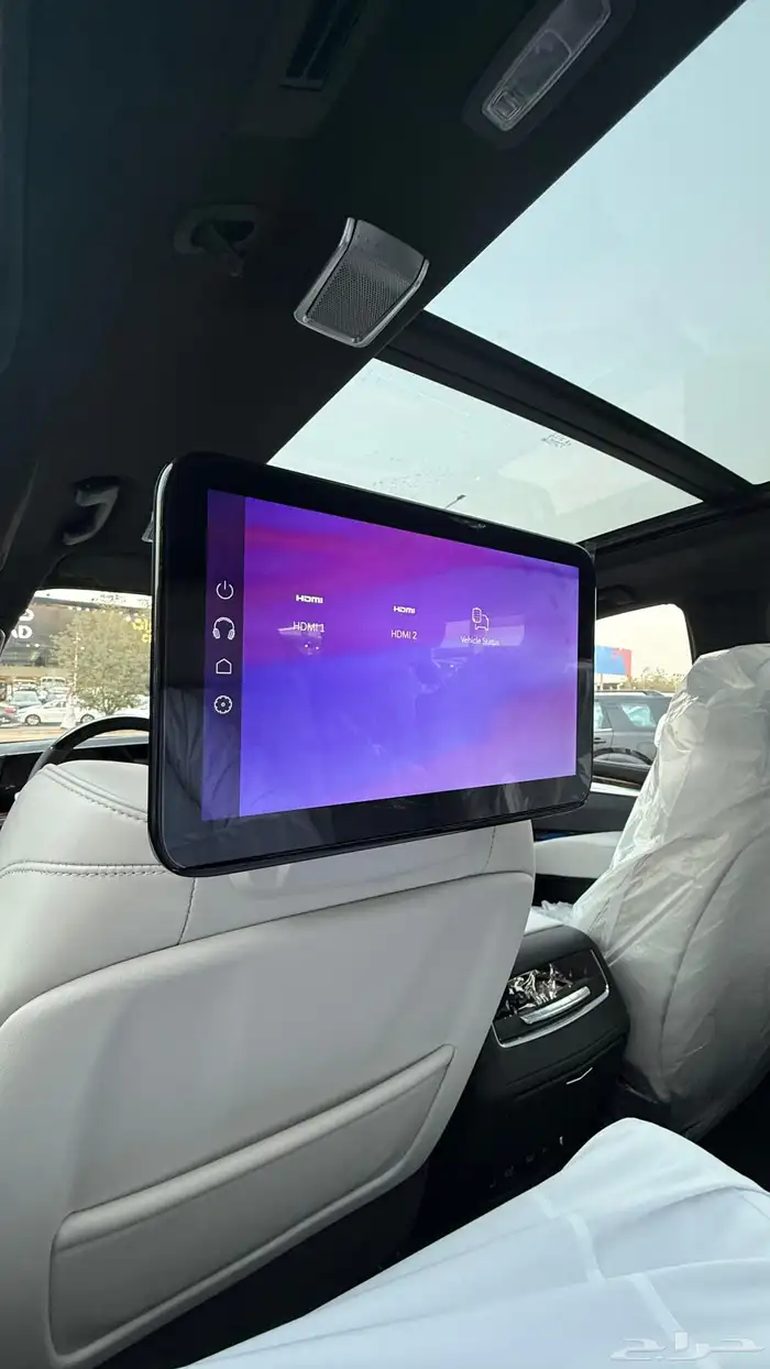 كاديلاك اسكاليد لاكجري بلاتيوم سبورت اعلي فئه2025 كاش وبنوك 9