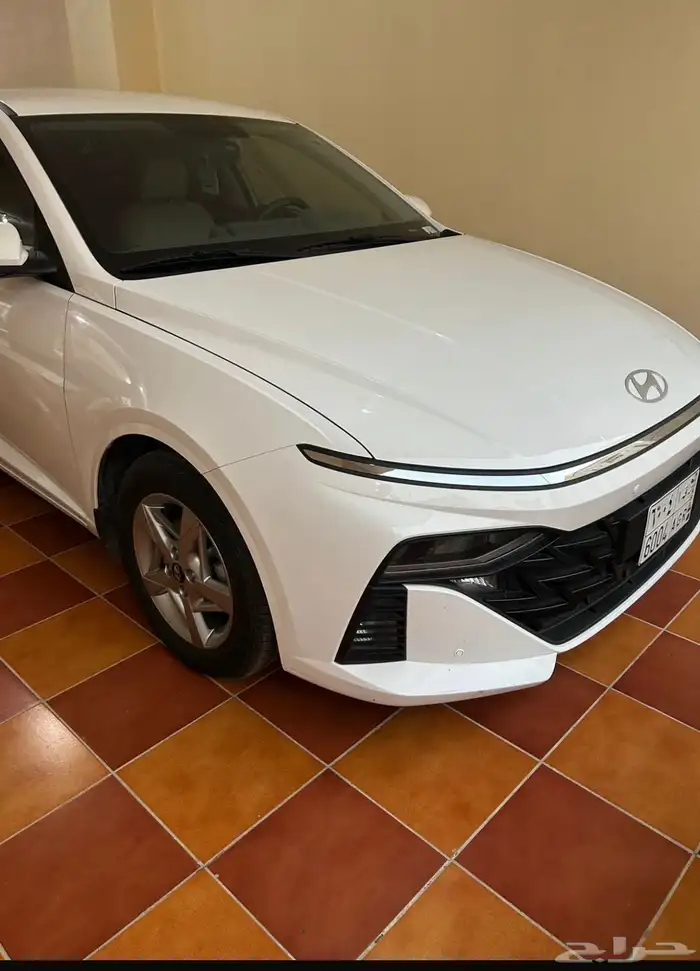 للبيع اكسنت 2024 0