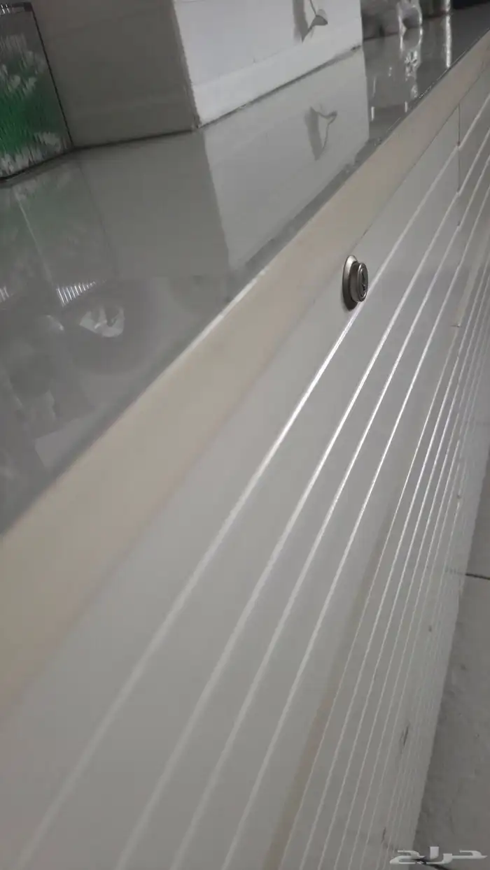 تسريحة غرفة نوم و كومدينات ومدرج bed room 2