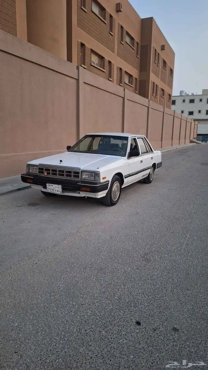 نيسان لوريل 200L 0