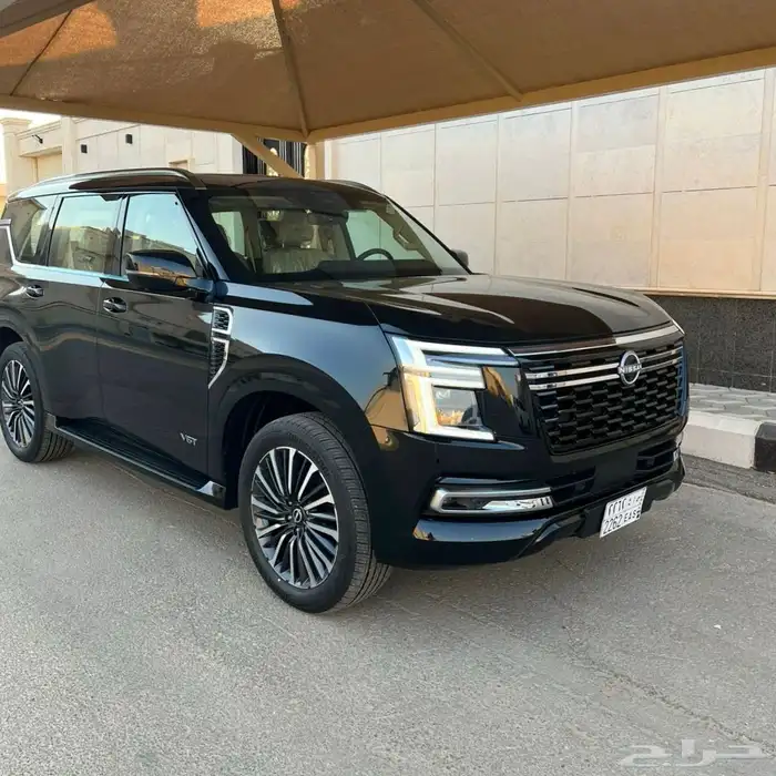 باترول 2025 اسود توين تيربو اعلى فئة 3