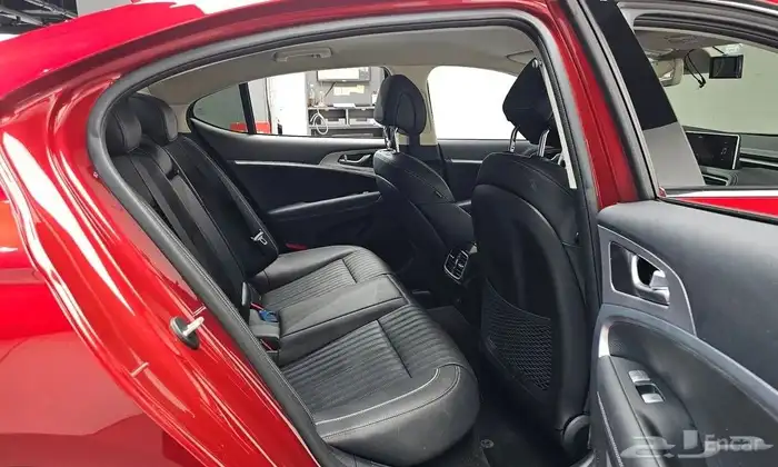 جنسيس G70 2021 4