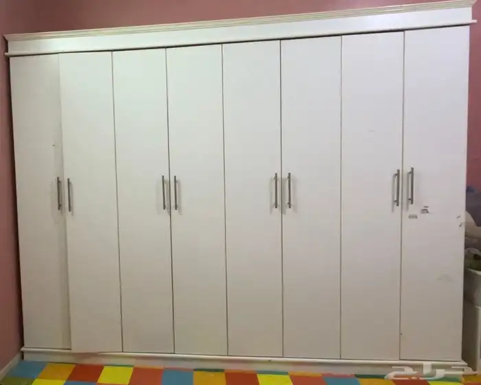 دولاب كبير للبيع المستعجل 0