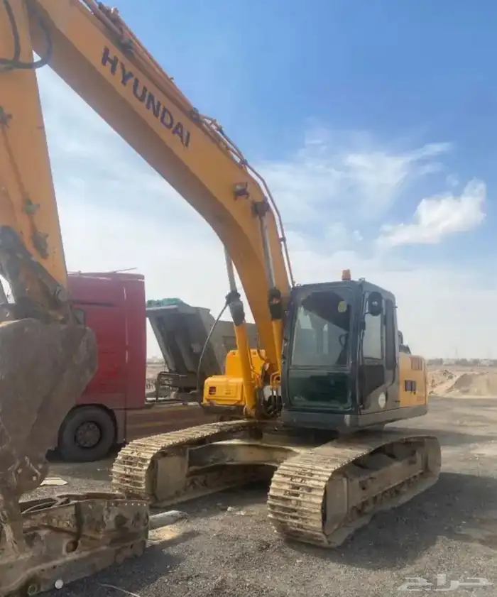 بوكلين وقلابات تريلات للإيجار 0