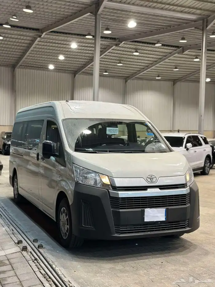 تويوتا هايس 13 راكب ديزل موديل 2026 جير اتوماتيك 1