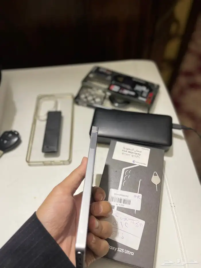 جلكسي التراء s25 شبه جديد 4