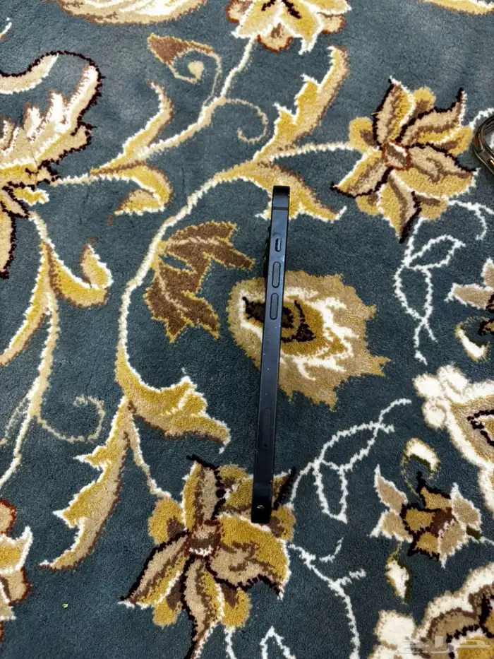 آيفون13 عادي شاشة وكالة 4