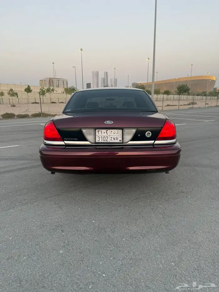 فورد فكتوريا 5