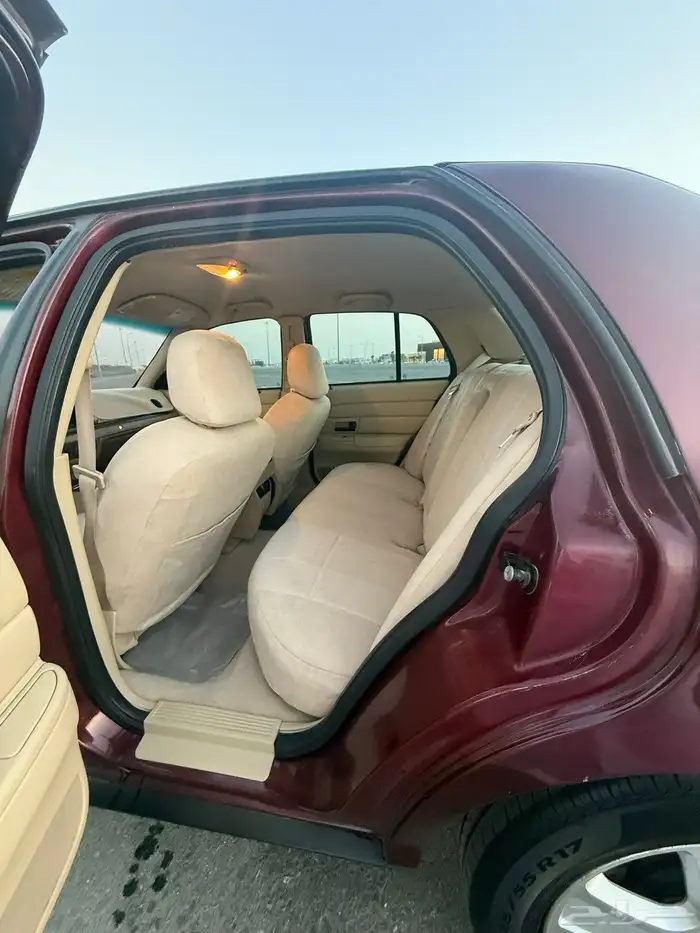 فورد فكتوريا 7