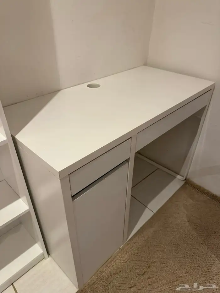 مكتب وكرسي 1