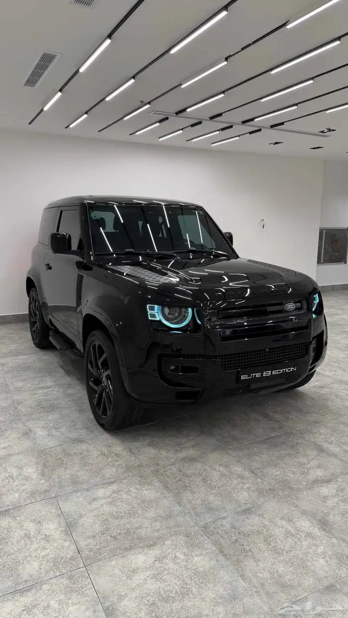 Land Rover Defender SE 90 2