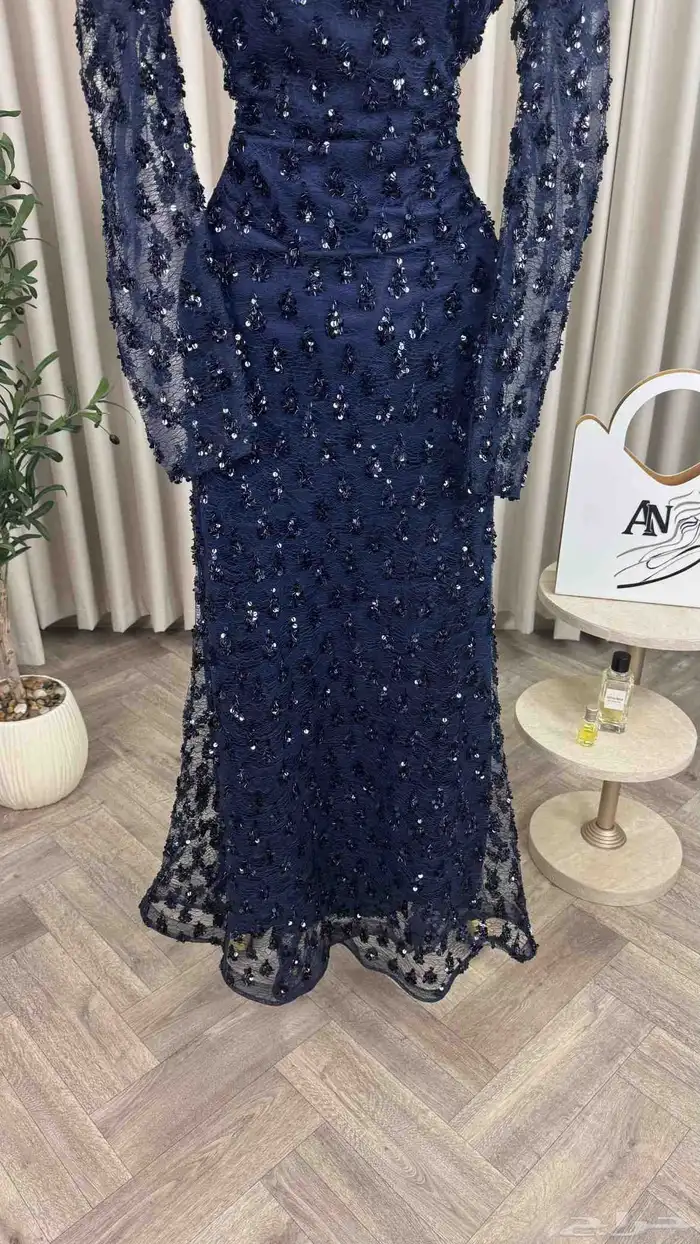 جديد   السعر 310 الألوان   1  الخامة 5