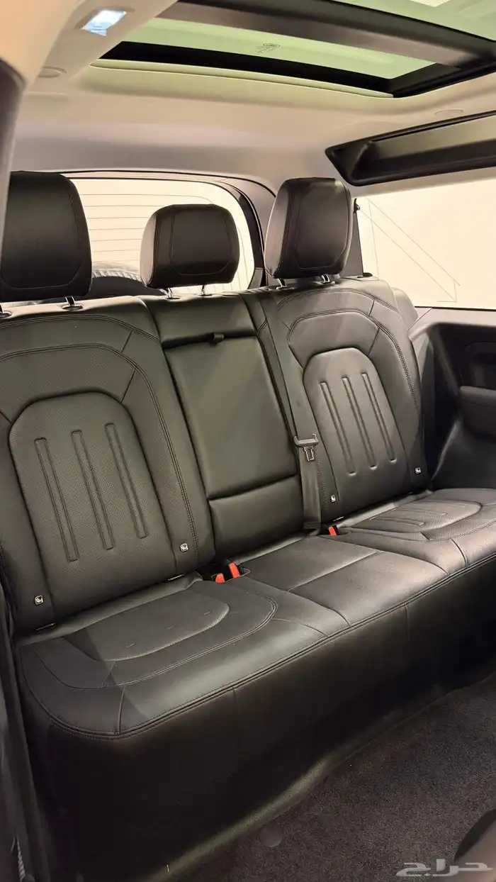 Land Rover Defender SE 90 10