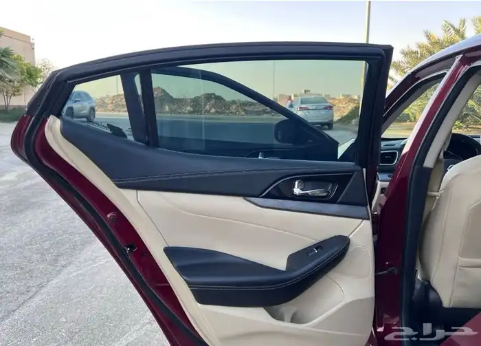 نيسان مكسيما SV-2018 15