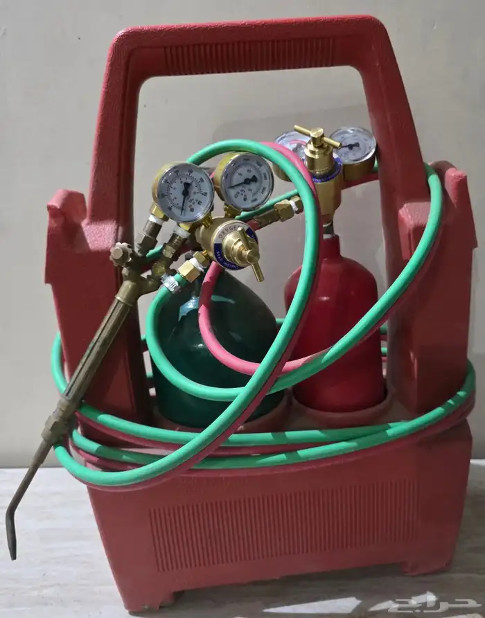 للبيع كمبروسر حجم صغير ولحام اكسجين ودريل وغيرها 6