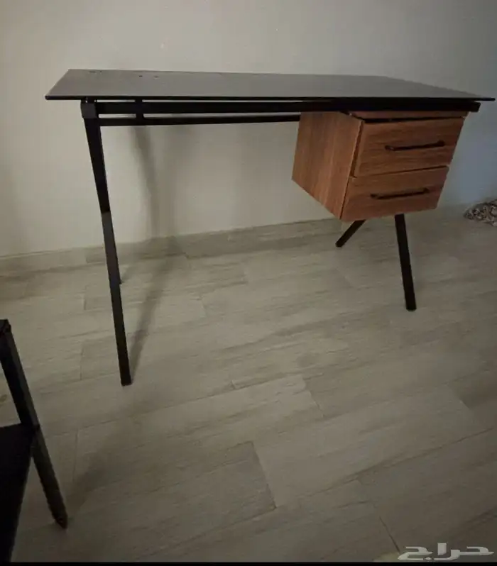 مكتب نظيف جديد قزاز اسود 2