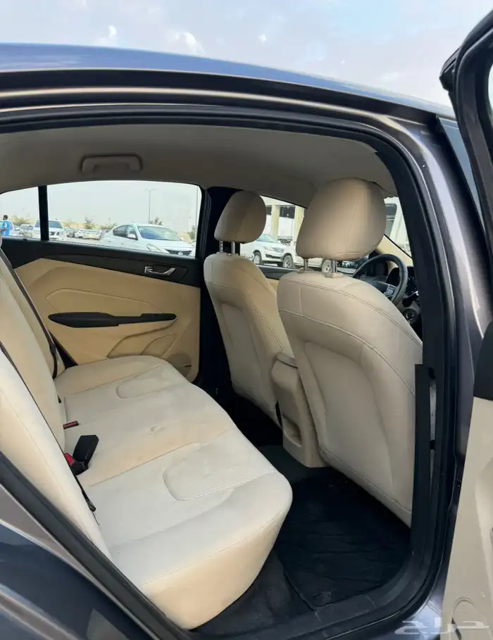 شيري اريزو 5 2023 9