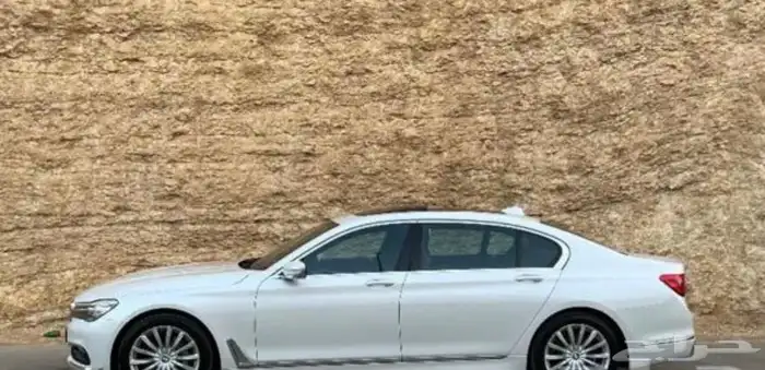 بي ام دبليو 730 2016 بحالة الوكالة 9