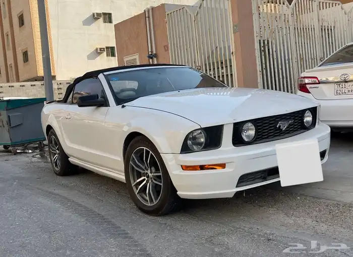 للبيع موستنج 2007 كشف 6 سلندر اللون ابيض 6