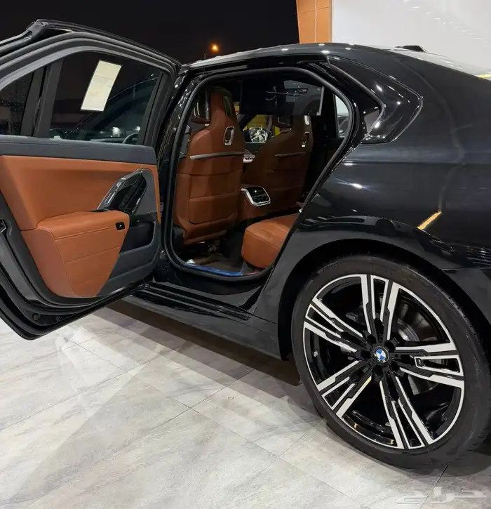 بي ام دبليو 735i M kit جديد 2026 5