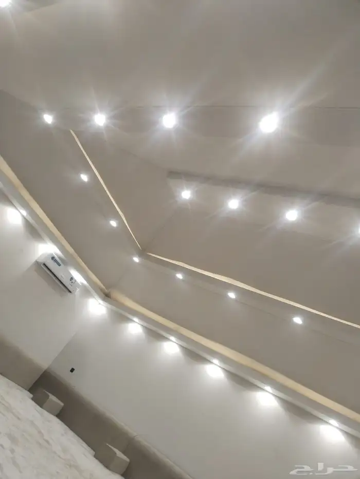 خيام مظلات تلبيس داخلي وخارجي وكرفان 1