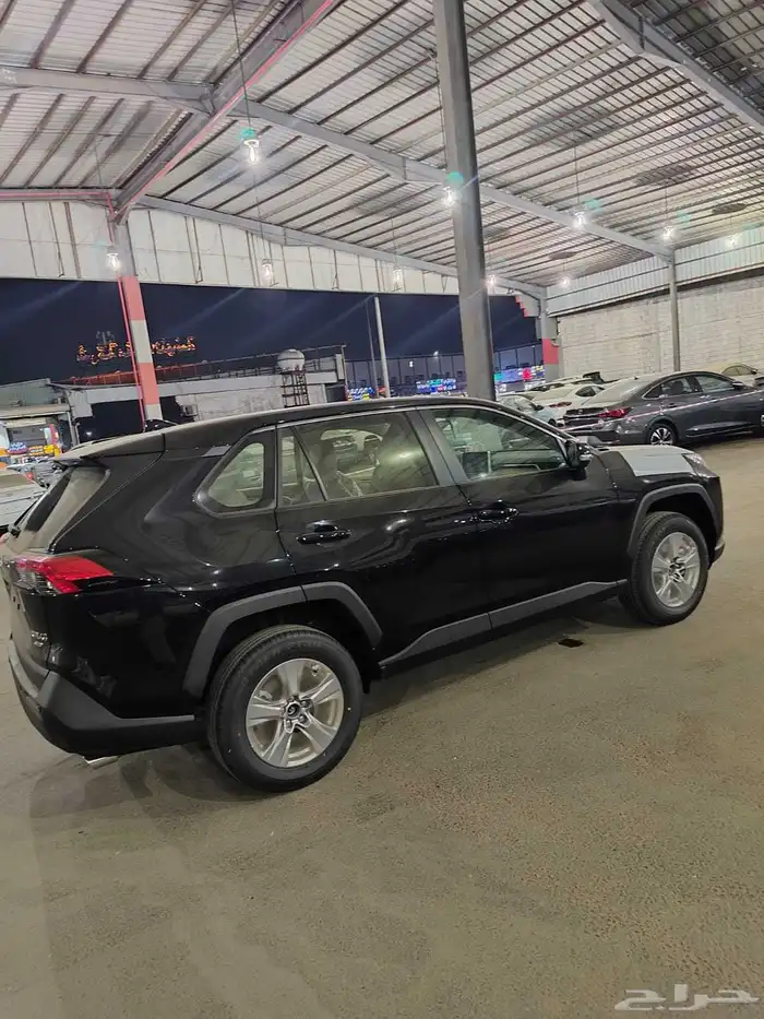 راف فور بنزين 4 4موديل 2025 3