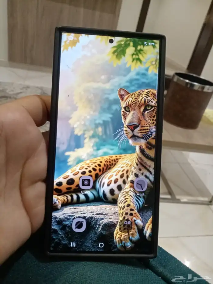 جوال سامونج اس 24 الترا جديد له 4 شهور بالكرتون وعليه اسكرين 1